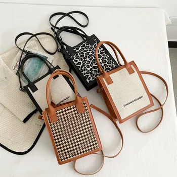Новая маленькая сумка Женская сумка 2023 Новая модная универсальная сумка через плечо Маленькая дизайнерская сумочка сумки для женщин дизайнерской роскоши